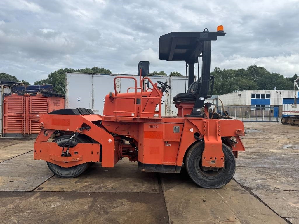 SAKAI GW 750-2 - Пневмоколесный каток: фото 2 SAKAI GW 750-2 - Пневмоколесный каток: фото 2