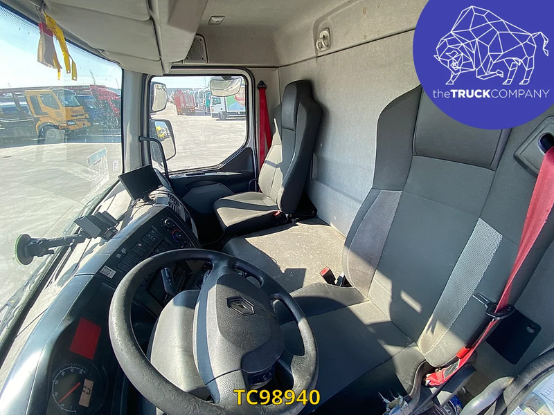 Renault D 240 - Грузовик с закрытым кузовом: фото 5 Renault D 240 - Грузовик с закрытым кузовом: фото 5