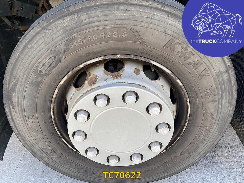 Грузовик с закрытым кузовом Renault D 320: фото 15