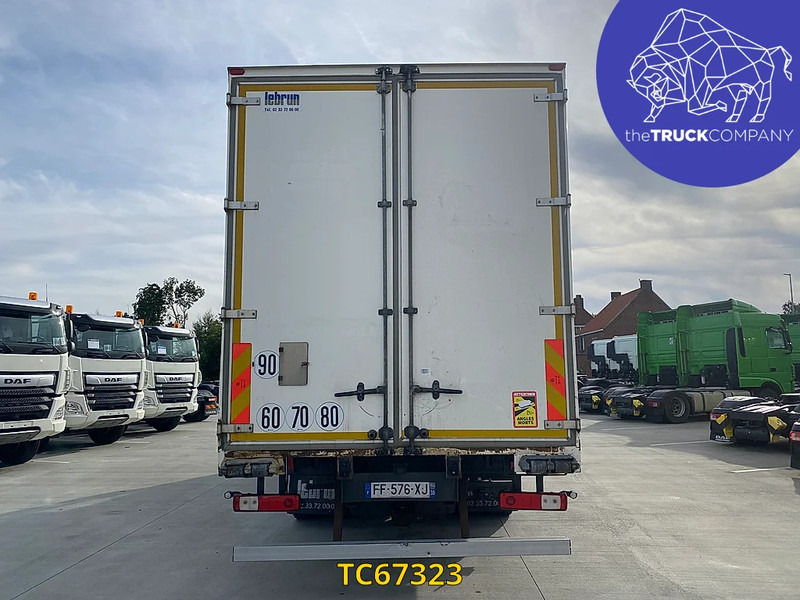 Renault T 460 - Грузовик с закрытым кузовом: фото 4 Renault T 460 - Грузовик с закрытым кузовом: фото 4