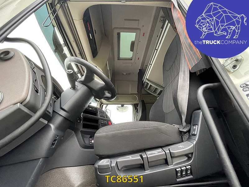 Тягач DAF XF 480: фото 8