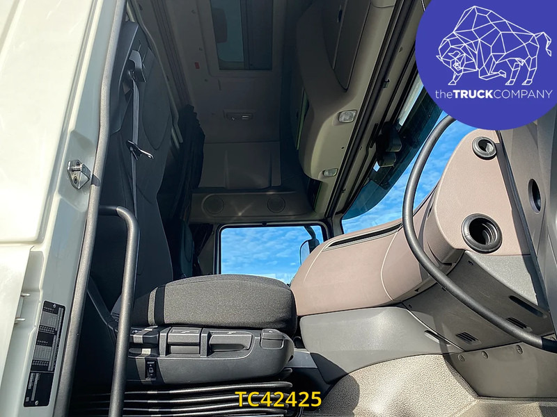 Тягач DAF XF 480: фото 12