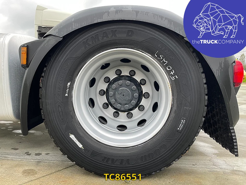 Тягач DAF XF 480: фото 16