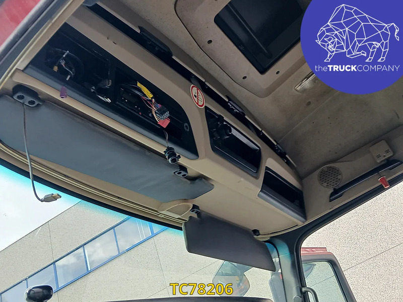 Тягач Mercedes-Benz Actros 1842: фото 12