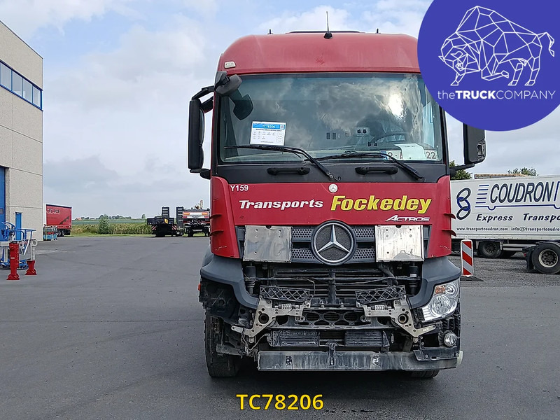 Тягач Mercedes-Benz Actros 1842: фото 8