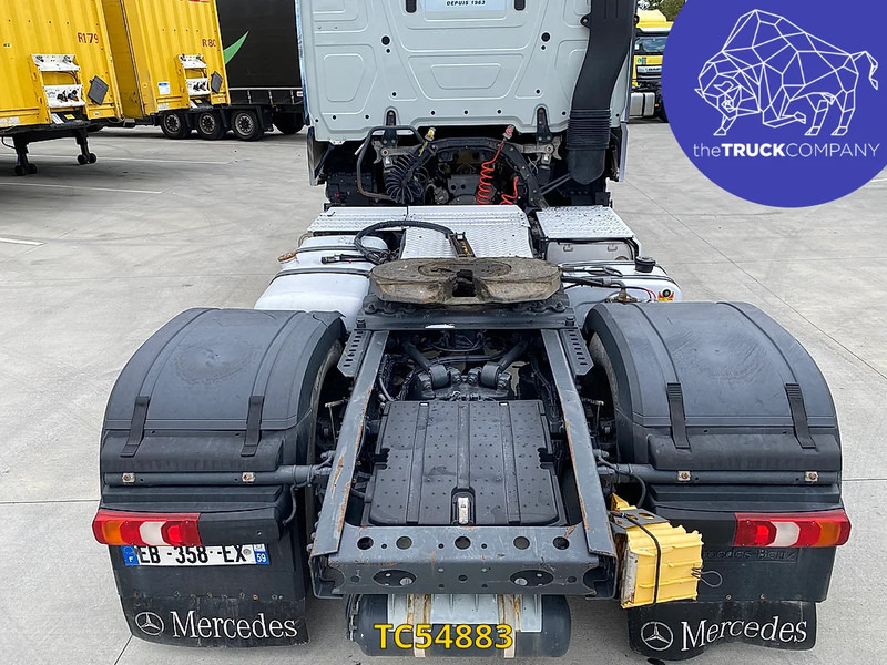 Тягач Mercedes-Benz Actros 1843: фото 10