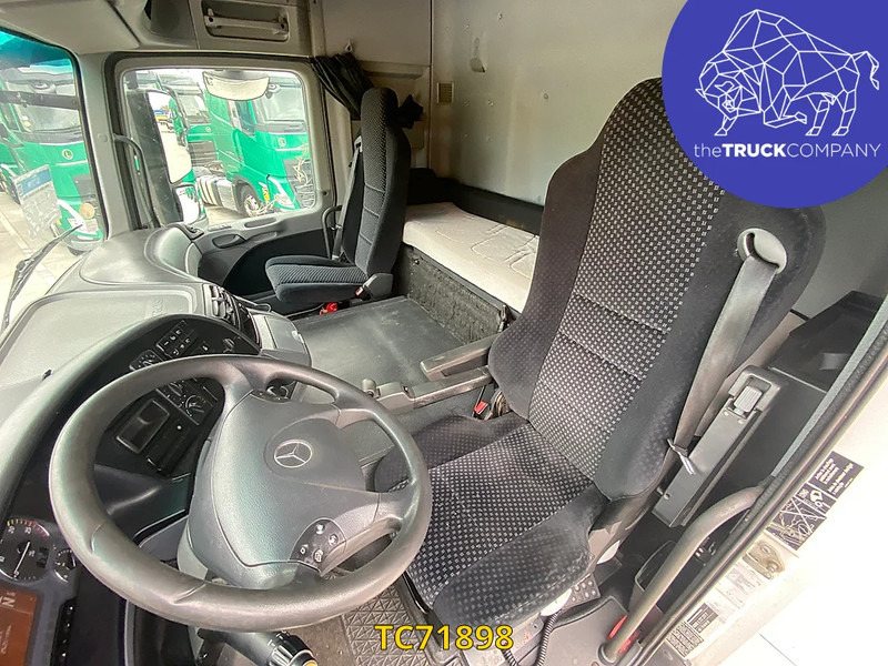 Тягач Mercedes-Benz Actros 1844: фото 16 Тягач Mercedes-Benz Actros 1844: фото 16