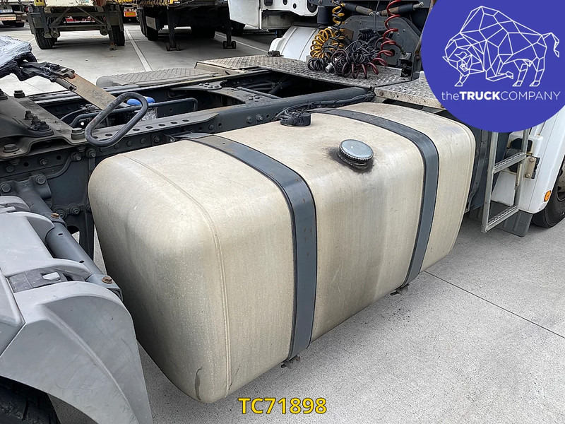 Тягач Mercedes-Benz Actros 1844: фото 12 Тягач Mercedes-Benz Actros 1844: фото 12