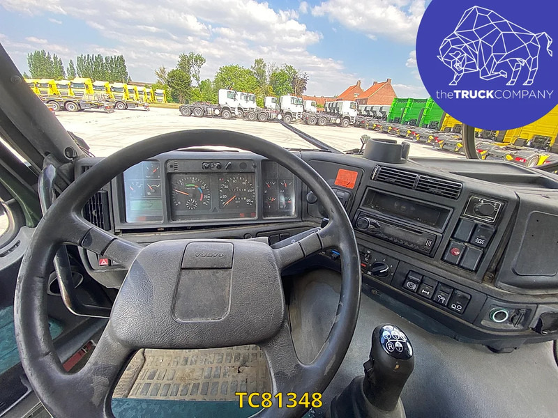 Volvo FH 380 - Грузовик-контейнеровоз/ Сменный кузов: фото 4 Volvo FH 380 - Грузовик-контейнеровоз/ Сменный кузов: фото 4