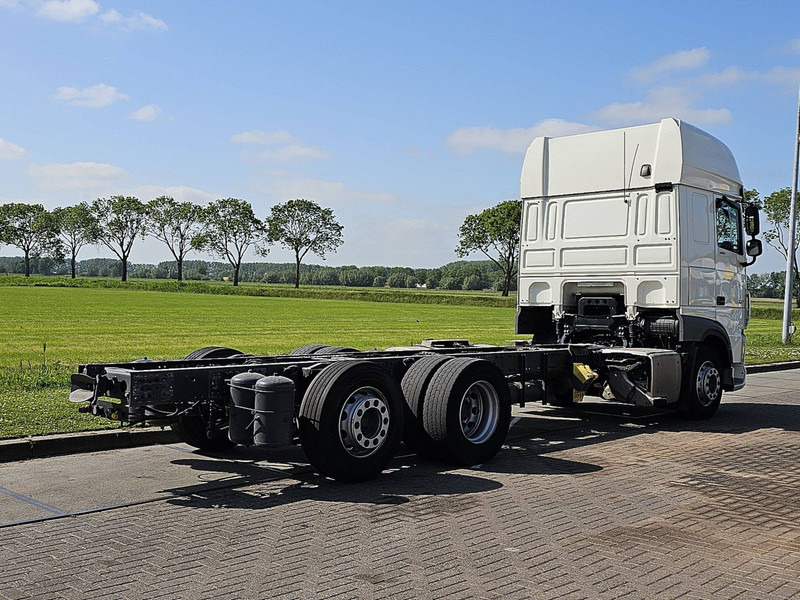 DAF XF 480 SSC 6X2 FAR INTARDER - Грузовик-шасси: фото 3 DAF XF 480 SSC 6X2 FAR INTARDER - Грузовик-шасси: фото 3