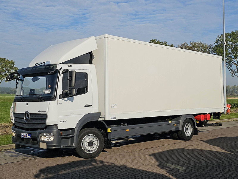 Mercedes-Benz ATEGO 1224 - Грузовик с закрытым кузовом: фото 2 Mercedes-Benz ATEGO 1224 - Грузовик с закрытым кузовом: фото 2
