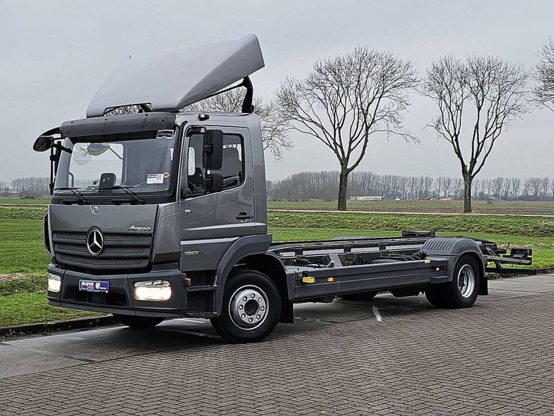 Mercedes-Benz ATEGO 1227 AIRCO WB 475 AHK - Грузовик-контейнеровоз/ Сменный кузов: фото 2 Mercedes-Benz ATEGO 1227 AIRCO WB 475 AHK - Грузовик-контейнеровоз/ Сменный кузов: фото 2
