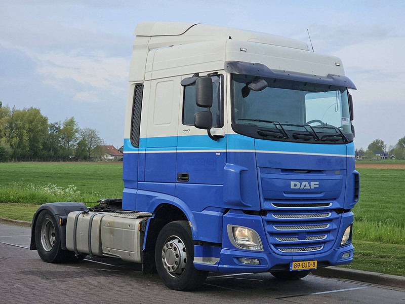 DAF XF 440 SPACECAB 2X TANK - Тягач: фото 5 DAF XF 440 SPACECAB 2X TANK - Тягач: фото 5