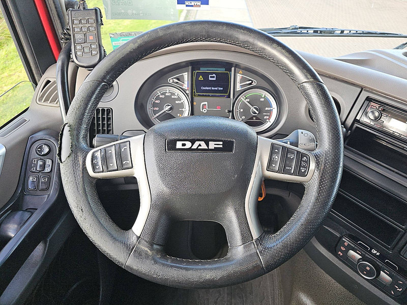 Тягач DAF XF 530 SPACECAB 6X2 FTG PTO: фото 13