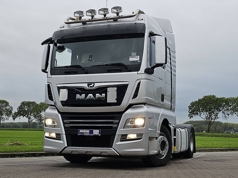 MAN 18.500 TGX XLX 2X TANK NIGHT AC - Тягач: фото 1 MAN 18.500 TGX XLX 2X TANK NIGHT AC - Тягач: фото 1