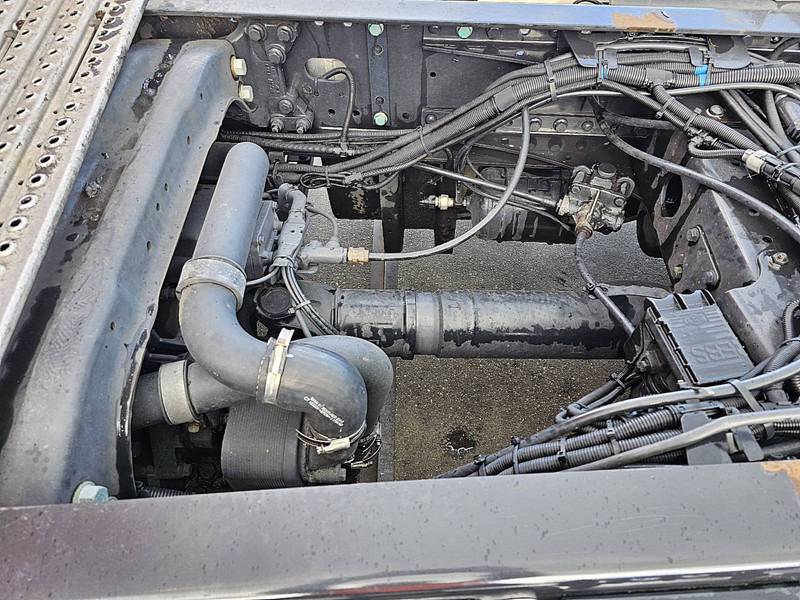 Тягач MAN 18.500 TGX XXL RETARDER 2XTANK: фото 15 Тягач MAN 18.500 TGX XXL RETARDER 2XTANK: фото 15