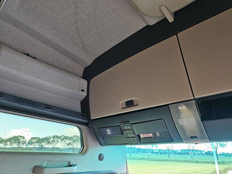 Тягач MAN 18.500 TGX XXL RETARDER 2XTANK: фото 10 Тягач MAN 18.500 TGX XXL RETARDER 2XTANK: фото 10