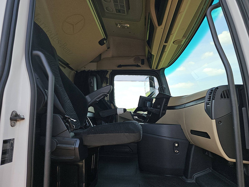 Тягач Mercedes-Benz ACTROS 1845 LS: фото 7