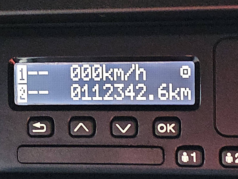 Тягач Scania R460: фото 9