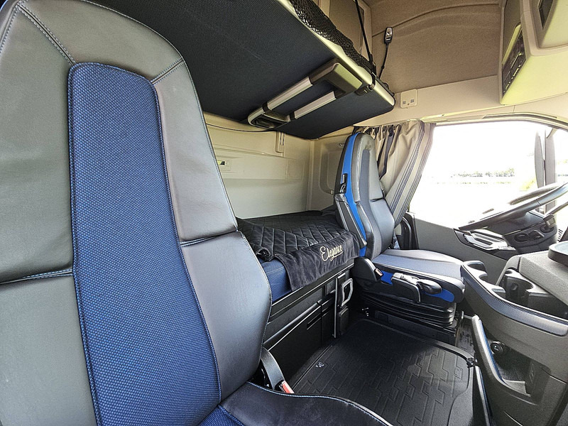 Тягач Volvo FH 500 XL LED 2X TANK VEB+: фото 15
