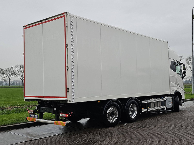 Volvo FH 16.750 6X2*4 4 SEATS 154TKM - Грузовик с закрытым кузовом: фото 3 Volvo FH 16.750 6X2*4 4 SEATS 154TKM - Грузовик с закрытым кузовом: фото 3