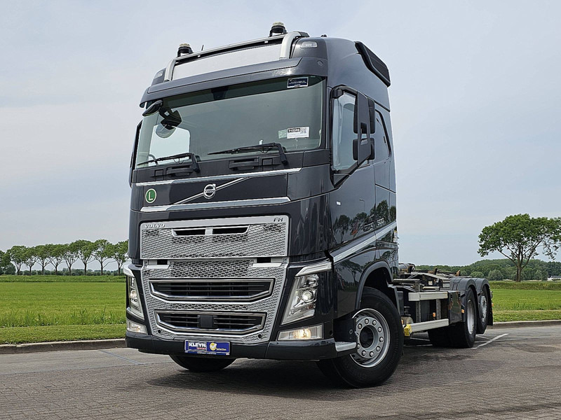 Volvo FH 500 - Крюковой мультилифт: фото 1 Volvo FH 500 - Крюковой мультилифт: фото 1