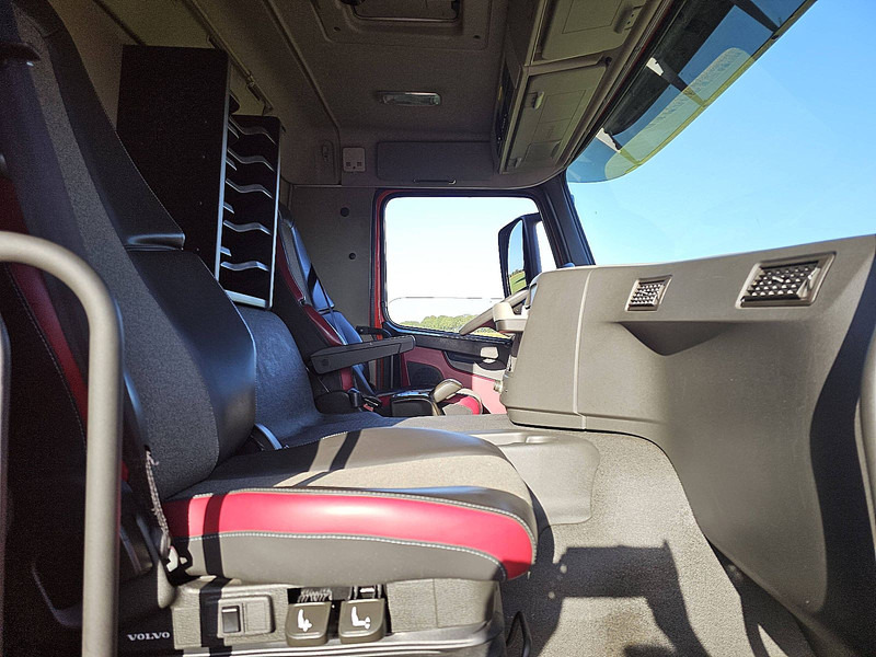 Рефрижератор Volvo FM 330 6X2 FRIGOBL. LIFT: фото 7 Рефрижератор Volvo FM 330 6X2 FRIGOBL. LIFT: фото 7