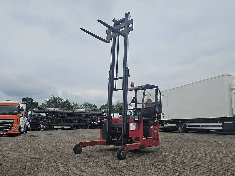 Moffet mounty M4 20.1 1WD 3.6M HIGH - Телескопический погрузчик: фото 1 Moffet mounty M4 20.1 1WD 3.6M HIGH - Телескопический погрузчик: фото 1