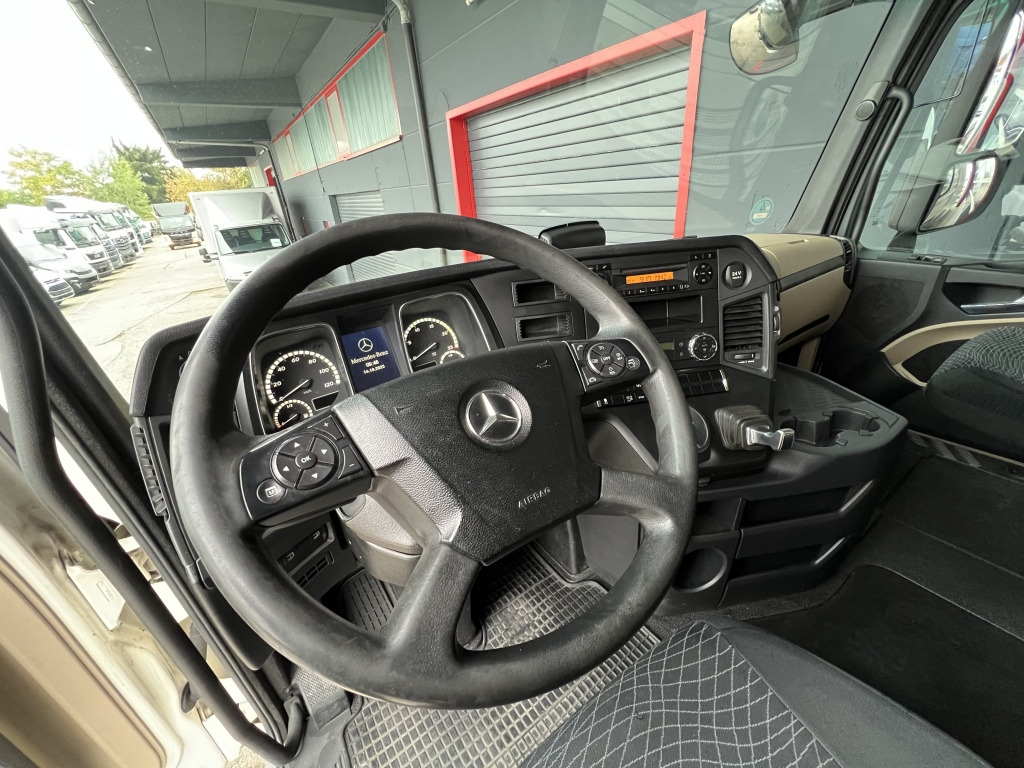 Mercedes-Benz Actros 1843 Klima Retarder ACC-Abstandstempomat - Тягач: фото 2 Mercedes-Benz Actros 1843 Klima Retarder ACC-Abstandstempomat - Тягач: фото 2
