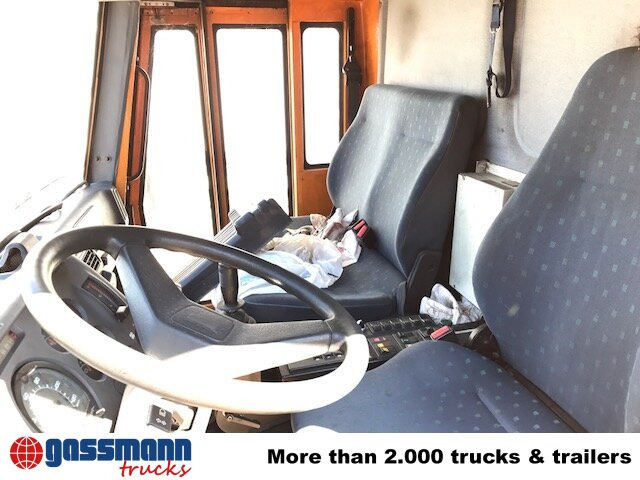 GINAF GINC 3030 mit Heckkran Atlas AK 90.1 HDS - Грузовик бортовой/ Платформа, Автоманипулятор: фото 5 GINAF GINC 3030 mit Heckkran Atlas AK 90.1 HDS - Грузовик бортовой/ Платформа, Автоманипулятор: фото 5