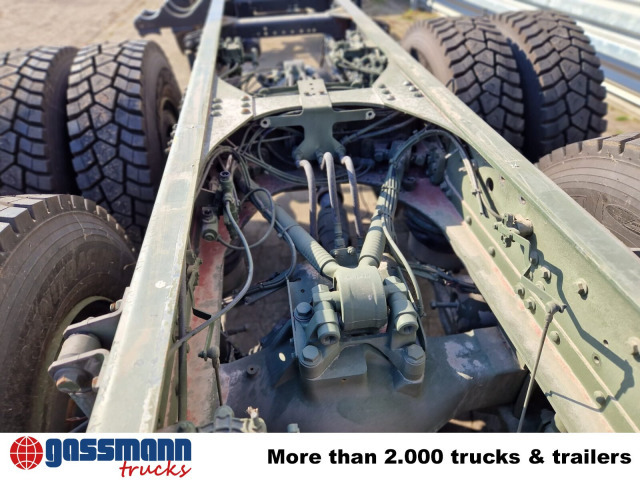 Новый Грузовик-шасси Iveco Trakker AD260T45 6x4, BRANDSCHADEN FAHRERHAUS!: фото 14 Новый Грузовик-шасси Iveco Trakker AD260T45 6x4, BRANDSCHADEN FAHRERHAUS!: фото 14