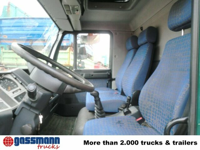 MAN L33 8.180 C 4x2, Unfallfahrzeug mit - Грузовик с закрытым кузовом: фото 2 MAN L33 8.180 C 4x2, Unfallfahrzeug mit - Грузовик с закрытым кузовом: фото 2