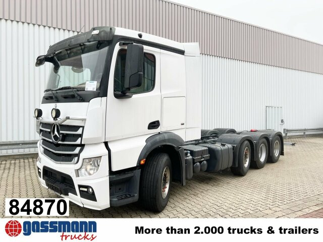 Mercedes-Benz Actros 3551 L 8x2/4, Vorlauflenkachse, - Грузовик-шасси: фото 1 Mercedes-Benz Actros 3551 L 8x2/4, Vorlauflenkachse, - Грузовик-шасси: фото 1