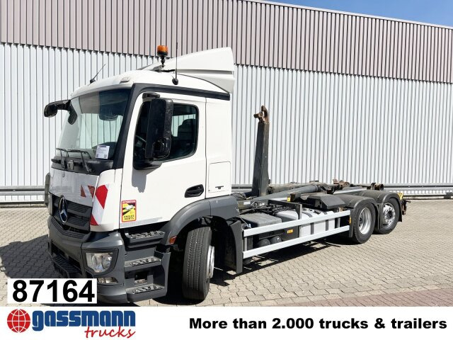 Mercedes-Benz Antos 2543 L 6x2, Lenk-/Liftachse - Крюковой мультилифт: фото 1 Mercedes-Benz Antos 2543 L 6x2, Lenk-/Liftachse - Крюковой мультилифт: фото 1