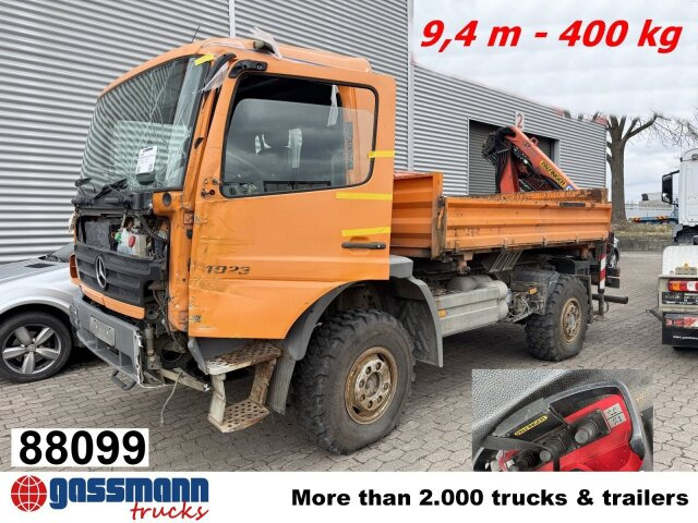 Mercedes-Benz Atego 1023 A 4x4, Einzelbereifung, Heckkran - Грузовик-шасси, Автоманипулятор: фото 1 Mercedes-Benz Atego 1023 A 4x4, Einzelbereifung, Heckkran - Грузовик-шасси, Автоманипулятор: фото 1