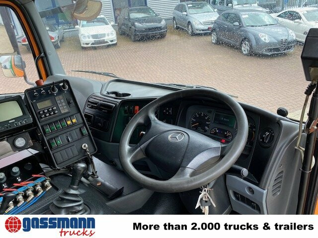 Mercedes-Benz Atego 1524 L 4x2 Kehrmaschine FAUN Viajet - Подметально-уборочная машина: фото 3 Mercedes-Benz Atego 1524 L 4x2 Kehrmaschine FAUN Viajet - Подметально-уборочная машина: фото 3