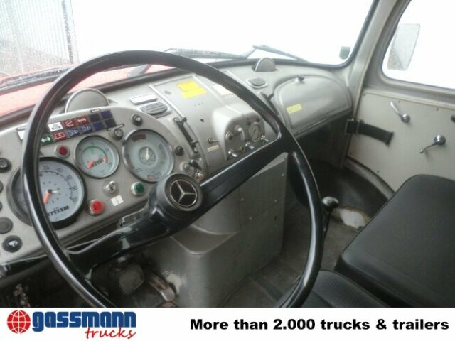 Mercedes-Benz LAK 1924 4x4 TLF, Feuerwehr - Пожарная машина: фото 2 Mercedes-Benz LAK 1924 4x4 TLF, Feuerwehr - Пожарная машина: фото 2