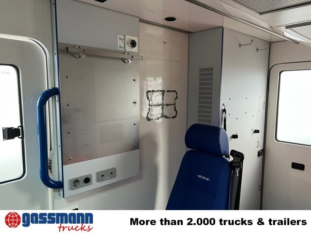 Mercedes-Benz Sprinter 313 CDI 4x2, Rettungswagen - Цельнометаллический фургон: фото 4 Mercedes-Benz Sprinter 313 CDI 4x2, Rettungswagen - Цельнометаллический фургон: фото 4