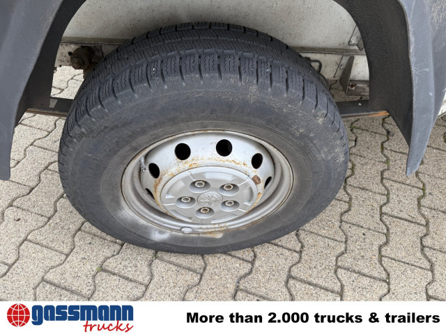 Малотоннажный бортовой грузовик, Грузопассажирский фургон Peugeot Boxer 4x2 Doka: фото 7