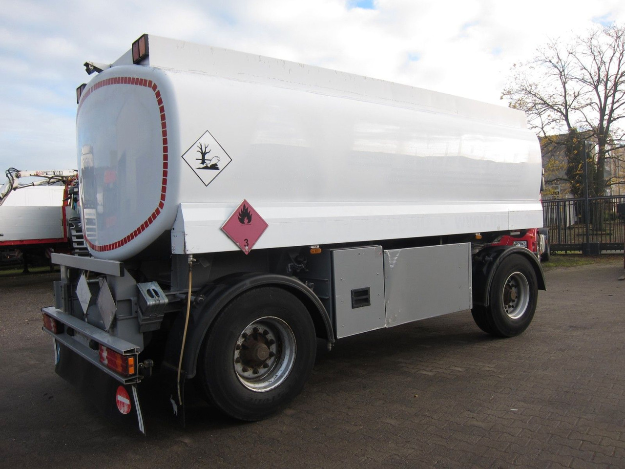 Прицеп-цистерна Lindner&Fischer 18400ltr 3 Kammern Oben-Unten: фото 6