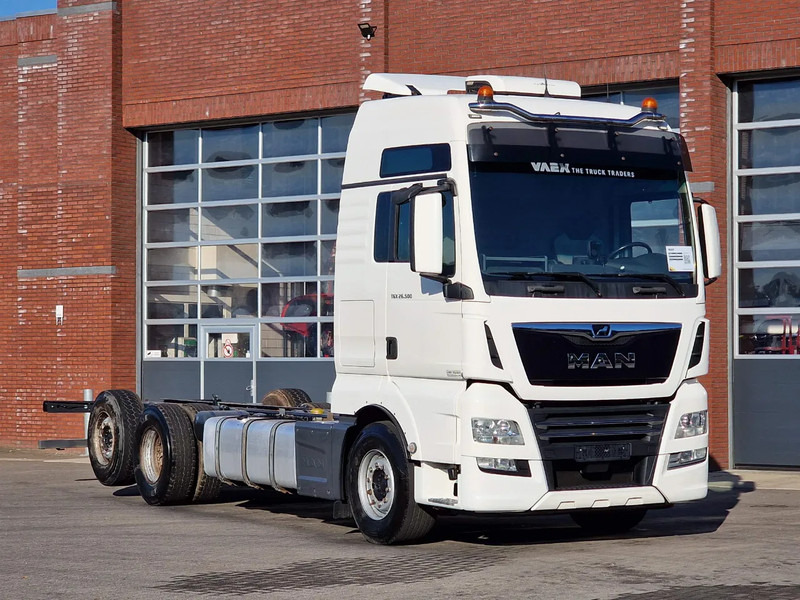 MAN TGX 26.500 6x2 XXL - Chassis - Full air - Night clima - AS Tronic - - Грузовик-шасси: фото 1 MAN TGX 26.500 6x2 XXL - Chassis - Full air - Night clima - AS Tronic - - Грузовик-шасси: фото 1