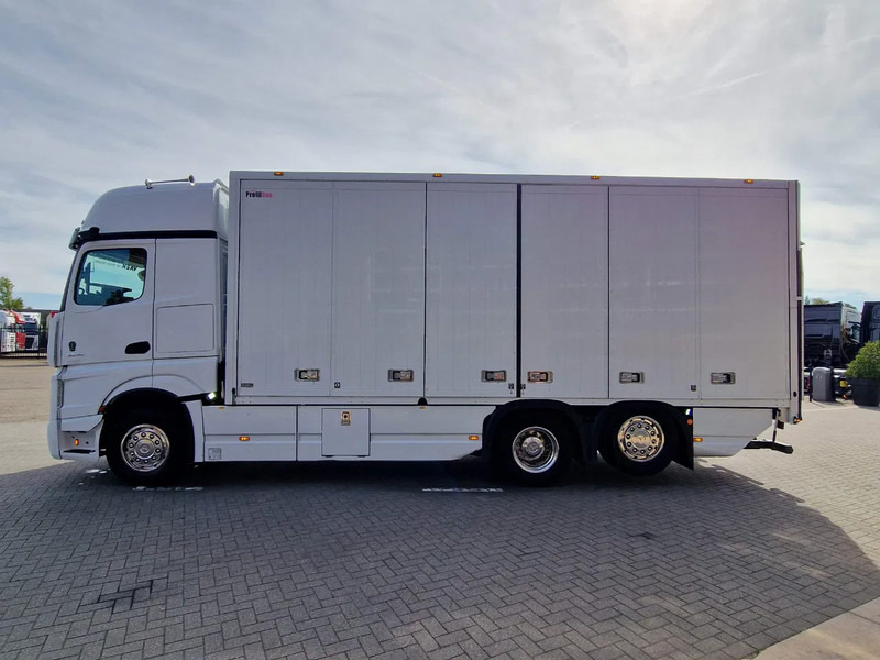 Mercedes-Benz Actros 2545 6x2*4 - Box with sidedoors - Loadlift - Steering axle - Full air - Camera - Грузовик с закрытым кузовом: фото 4 Mercedes-Benz Actros 2545 6x2*4 - Box with sidedoors - Loadlift - Steering axle - Full air - Camera - Грузовик с закрытым кузовом: фото 4