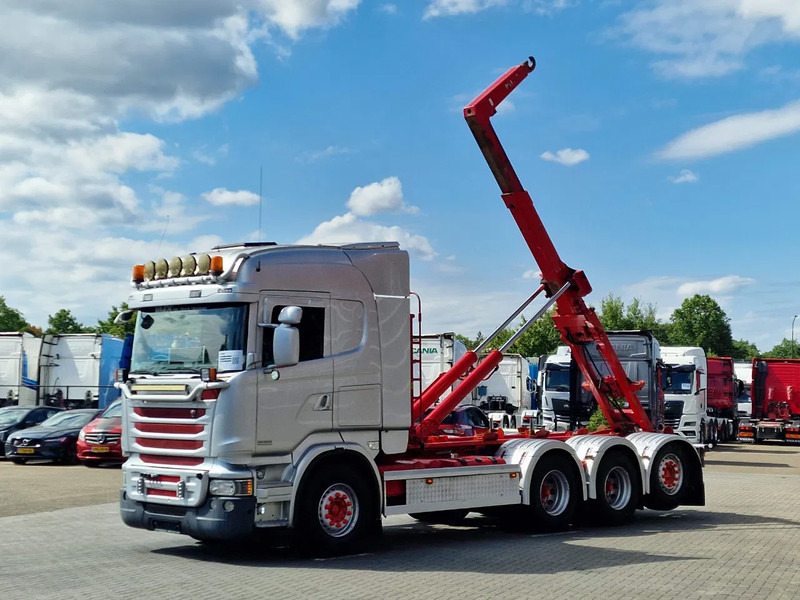Scania R490 8x4*4 - HIAB XR24SL58 24T hooklift - Euro 6 - Full air - Steering axle - Крюковой мультилифт: фото 5 Scania R490 8x4*4 - HIAB XR24SL58 24T hooklift - Euro 6 - Full air - Steering axle - Крюковой мультилифт: фото 5