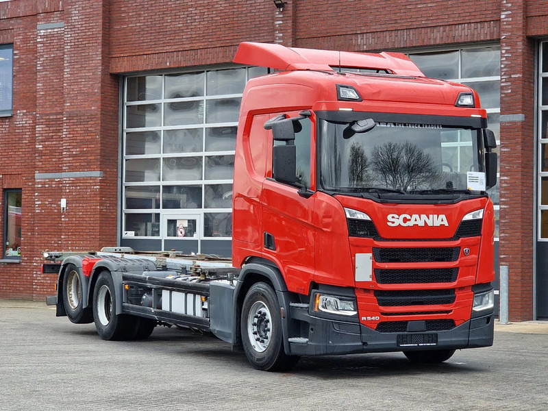 Scania R540 NGS 6x2 - BDF - Retarder - Full air - Navi - Led - Fridge - 4.95 WB - Грузовик-контейнеровоз/ Сменный кузов: фото 1 Scania R540 NGS 6x2 - BDF - Retarder - Full air - Navi - Led - Fridge - 4.95 WB - Грузовик-контейнеровоз/ Сменный кузов: фото 1