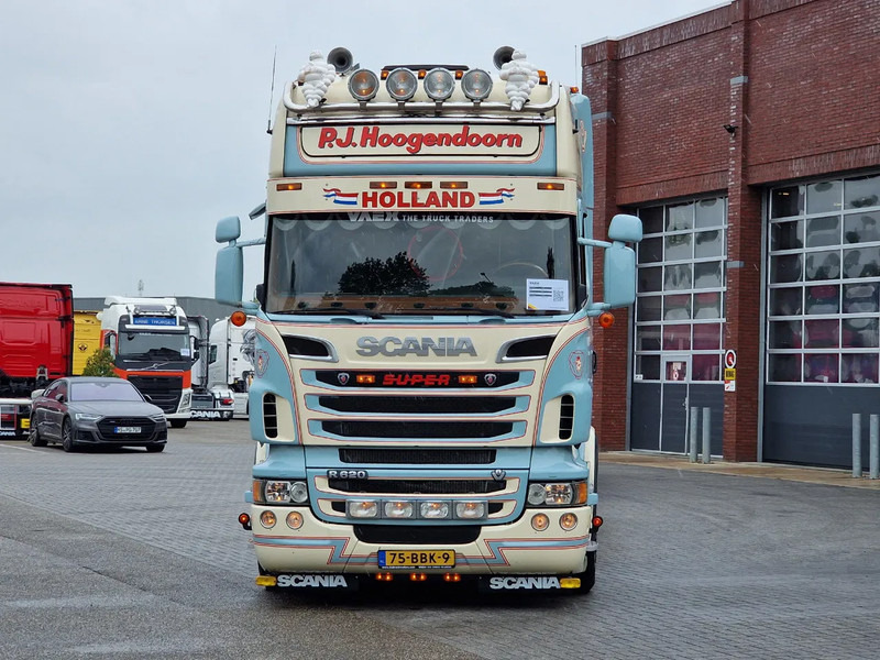 Scania R620 Topline 8x4 - Retarder - Full air - Custom interior - Show truck - HUB reduction - Грузовик-шасси: фото 2 Scania R620 Topline 8x4 - Retarder - Full air - Custom interior - Show truck - HUB reduction - Грузовик-шасси: фото 2