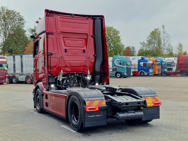 Mercedes-Benz Actros 1863 Pro Cab, Full Air, Retarder, Giga space, Style line, NEW, "Buffl interior" - Тягач: фото 5 Mercedes-Benz Actros 1863 Pro Cab, Full Air, Retarder, Giga space, Style line, NEW, "Buffl interior" - Тягач: фото 5