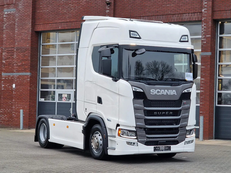 Scania 500S NGS Highline 4x2 - NEW - Retarder - Full air - New dashboard - Led - Full spoiler - 2x tank - Тягач: фото 1 Scania 500S NGS Highline 4x2 - NEW - Retarder - Full air - New dashboard - Led - Full spoiler - 2x tank - Тягач: фото 1