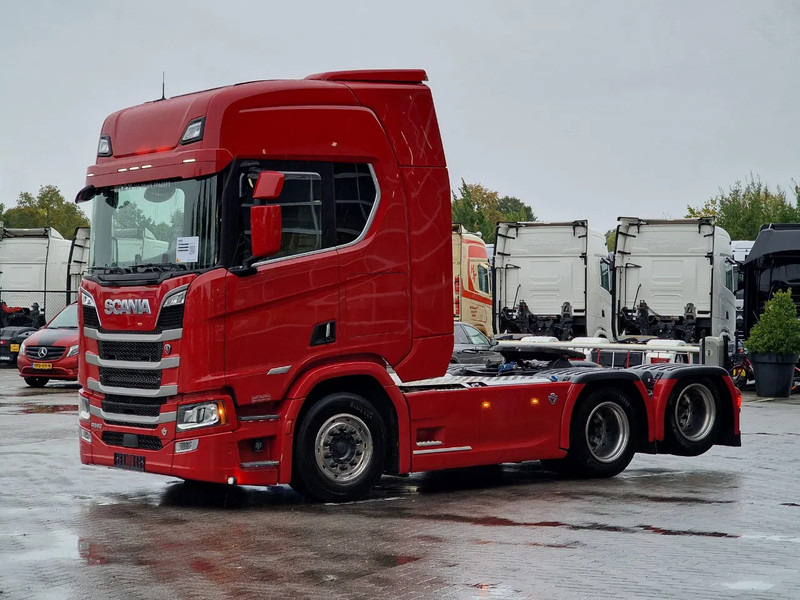Scania R580 V8 NGS Highline 6x2 - Retarder - Leather - Full air - 3.15 WB - Navi - Led - No EGR - Тягач: фото 3 Scania R580 V8 NGS Highline 6x2 - Retarder - Leather - Full air - 3.15 WB - Navi - Led - No EGR - Тягач: фото 3