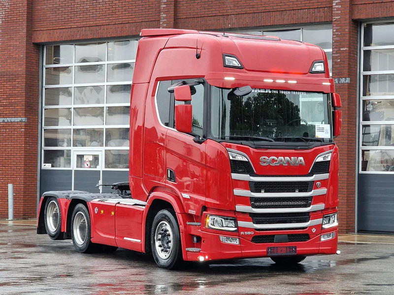 Scania R580 V8 NGS Highline 6x2 - Retarder - Leather - Full air - 3.15 WB - Navi - Led - No EGR - Тягач: фото 1 Scania R580 V8 NGS Highline 6x2 - Retarder - Leather - Full air - 3.15 WB - Navi - Led - No EGR - Тягач: фото 1