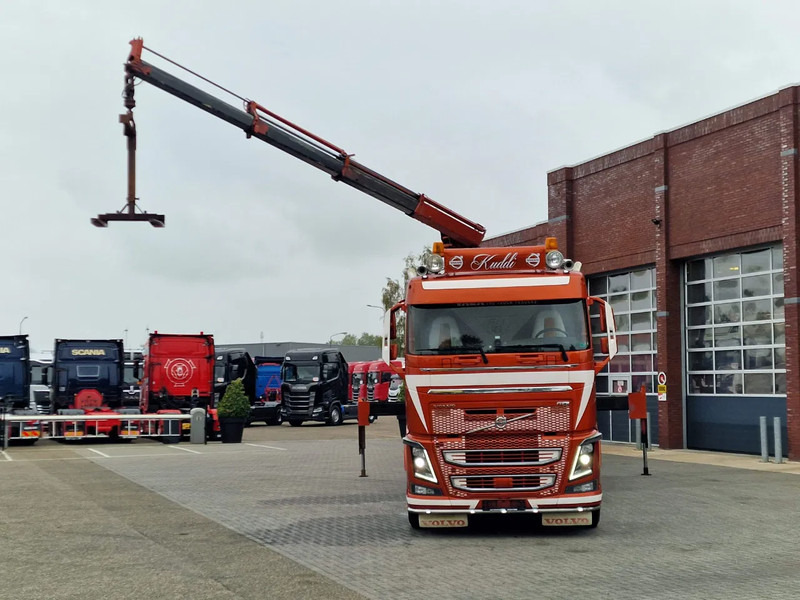 Volvo FH 16.750 8x2*6 - Palfinger PK15002 Crane/Grua - Show truck + Trailer - - Автоманипулятор: фото 2 Volvo FH 16.750 8x2*6 - Palfinger PK15002 Crane/Grua - Show truck + Trailer - - Автоманипулятор: фото 2
